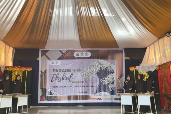 Parade Ekskul; Kembangkan Bakat, Wujudkan Prestasi